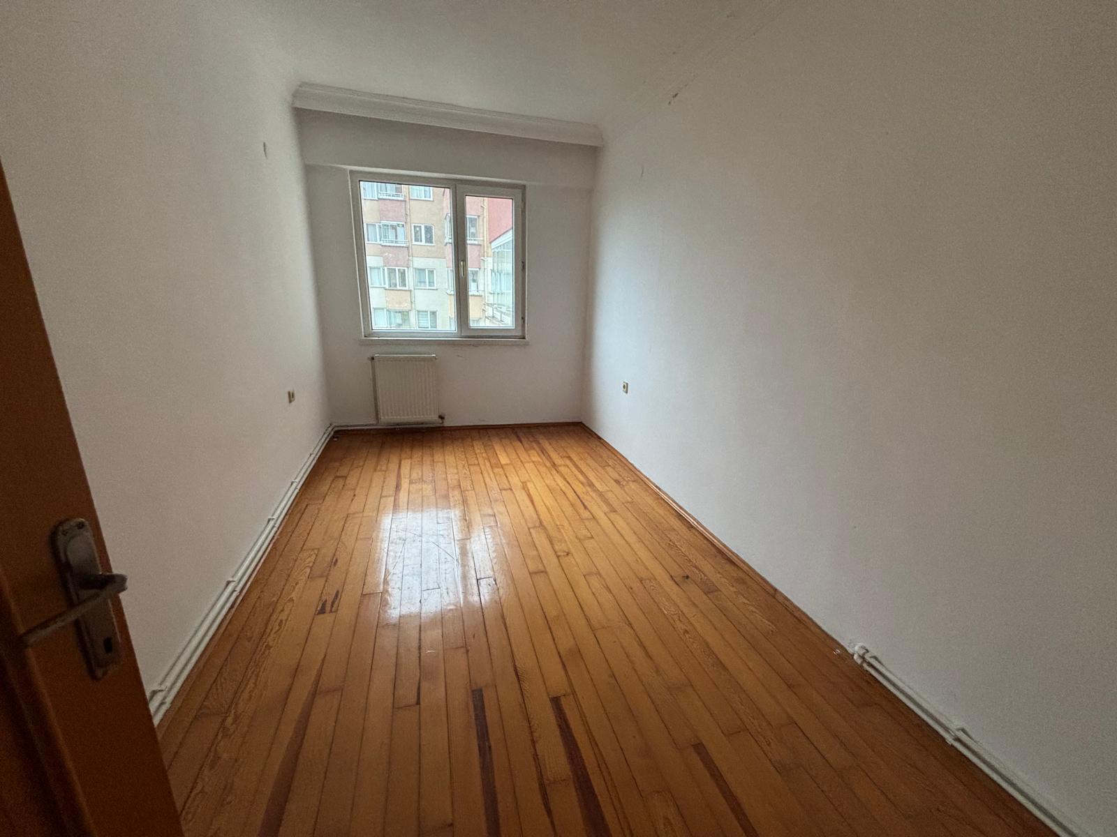 CUMHURİYET MAH. MİMARSİNAN SİTESİ 6.KAT LİRALIK